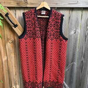 Selbu Tradition Wool Red/Orange and Black Patterned Vest Medium